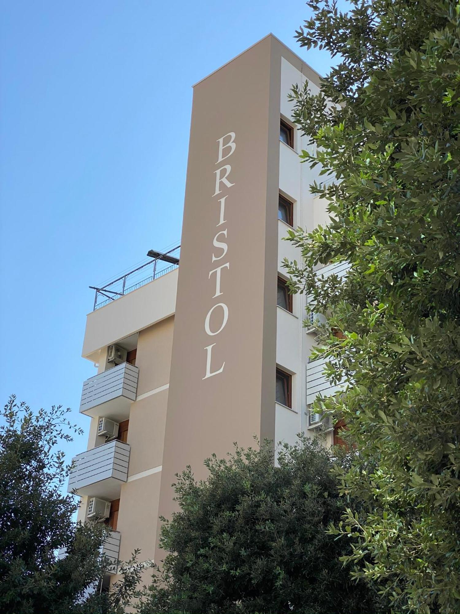 Residence Bristol Bibione Exterior foto